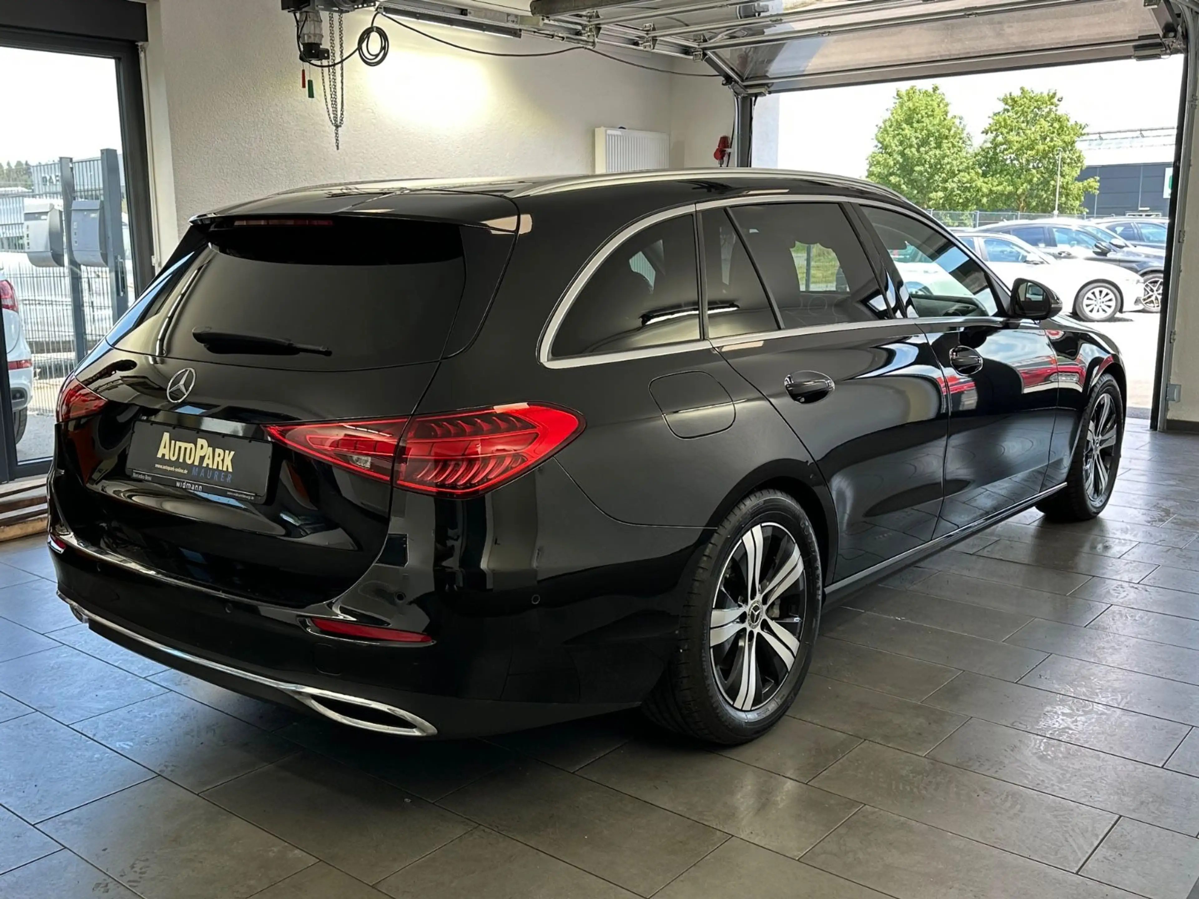 Mercedes-Benz C 220 d / — photo 3
