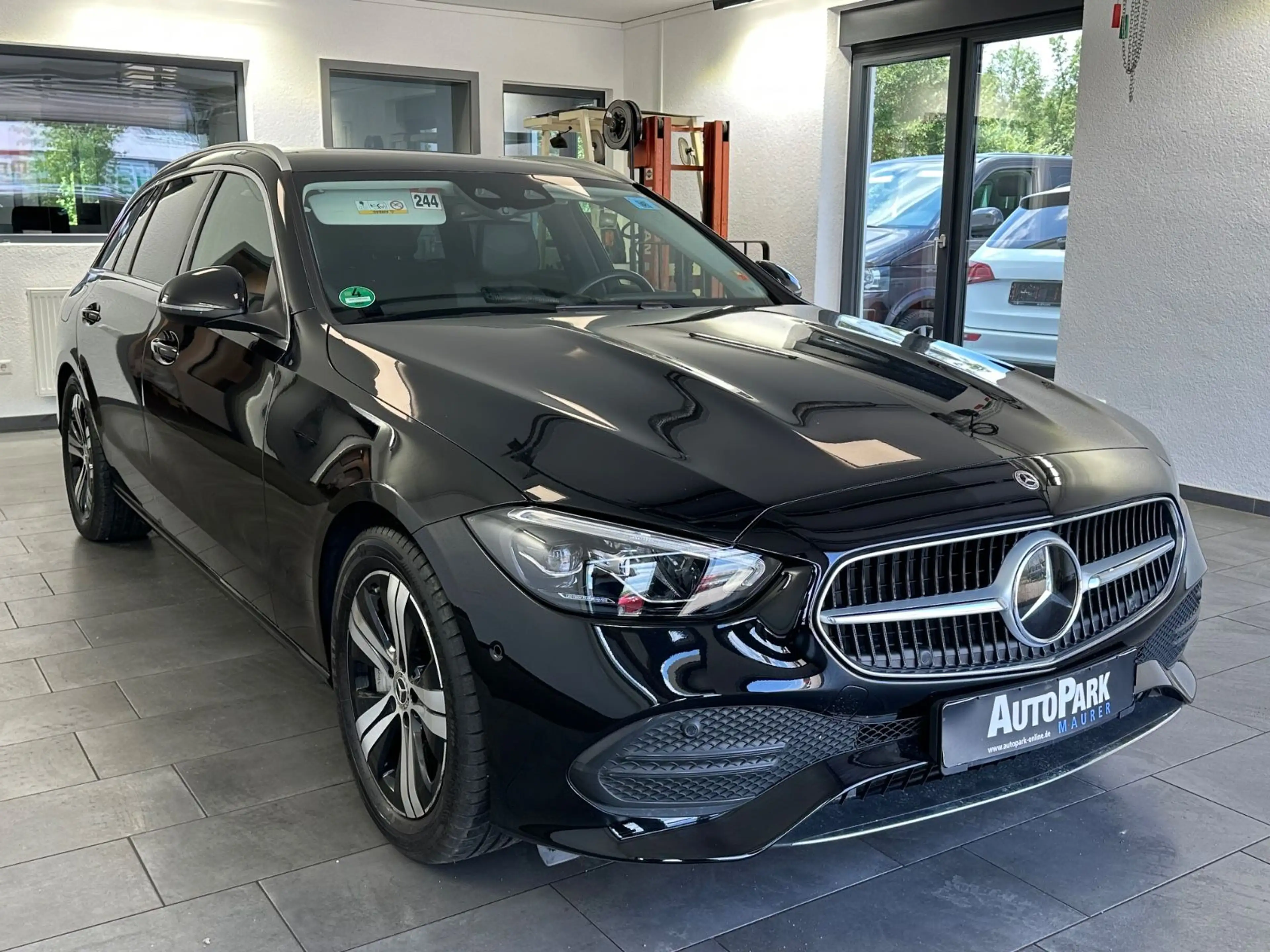 Mercedes-Benz C 220 d / — photo 5