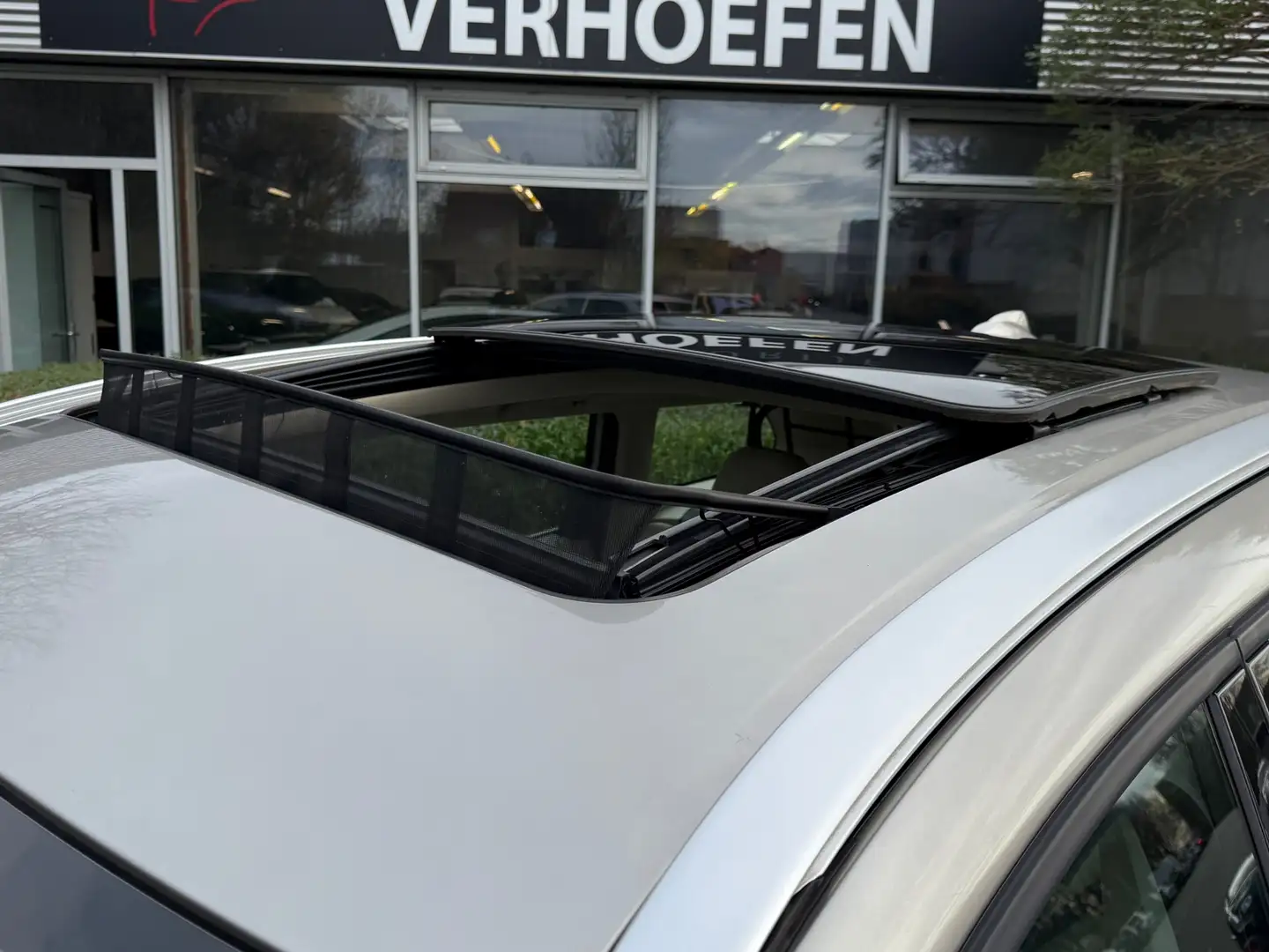 Volvo XC60 2.4 D5 Summum - PANORAMADAK - AUTOMAAT - STOEL VER Grijs - 2