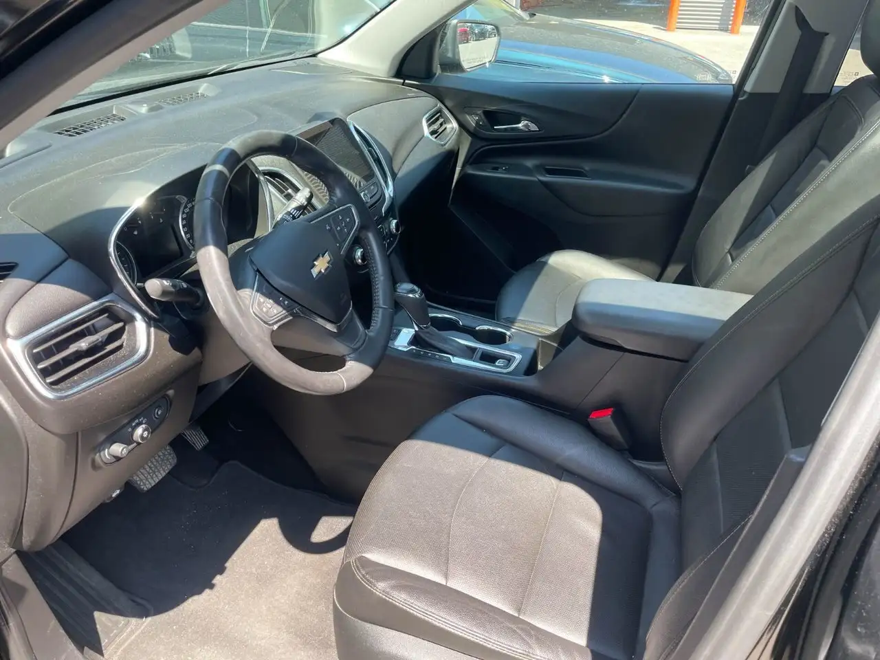 Chevrolet Equinox photo Chevrolet Equinox