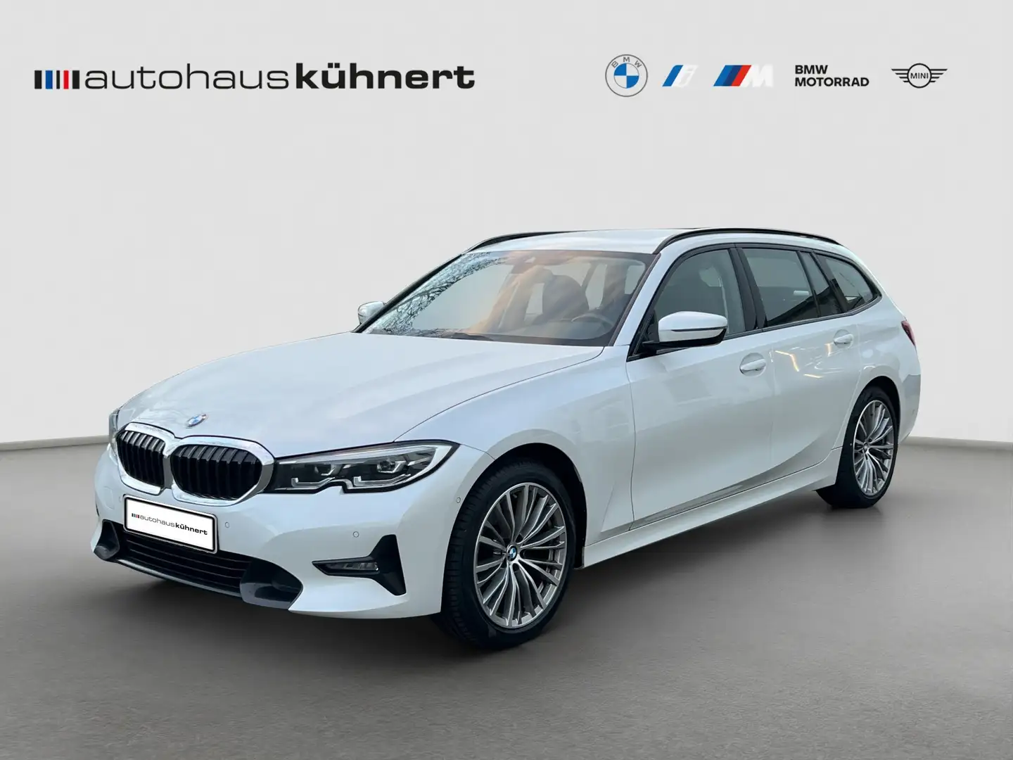 BMW 320 d xDrive Touring Sport Line DrvAss HiFi Navi ParkA Blanc - 1