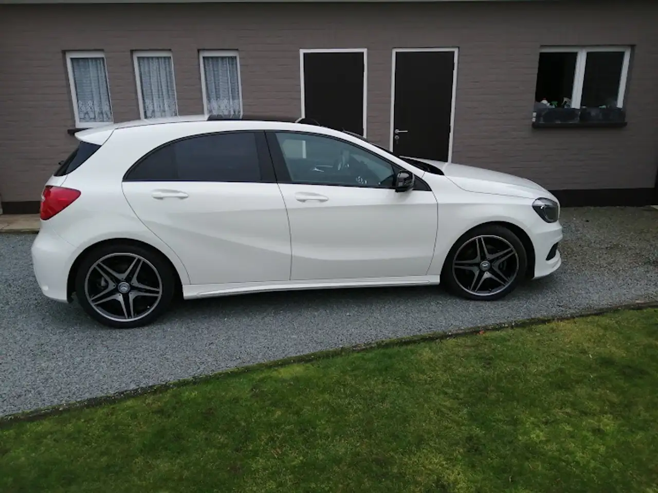 Mercedes-Benz A 180