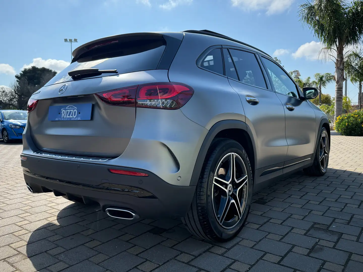 Mercedes-Benz GLA 200 D PREMIUM AMG TETTO MULTIBEAM GRIGIO DESIGNO Grigio - 2