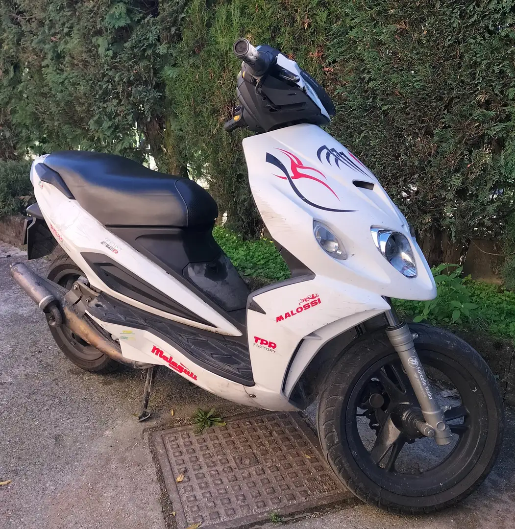 Malaguti Phantom F12-R LC Blanc - 2