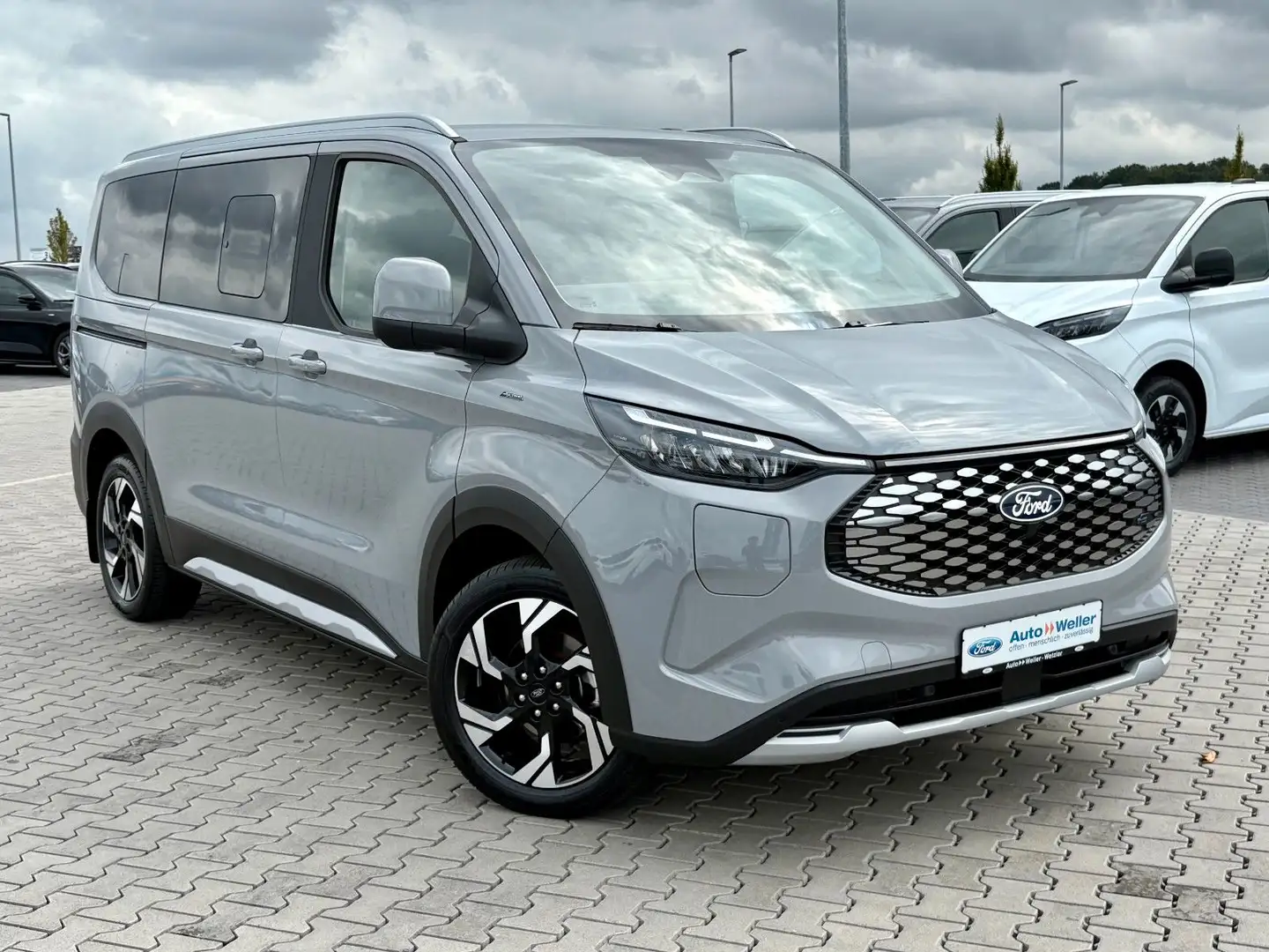 Ford Tourneo Custom Bus E 340 L1 Active PANO 0% FIN Gri - 2