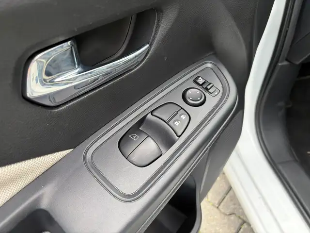 Nissan Micra view 8