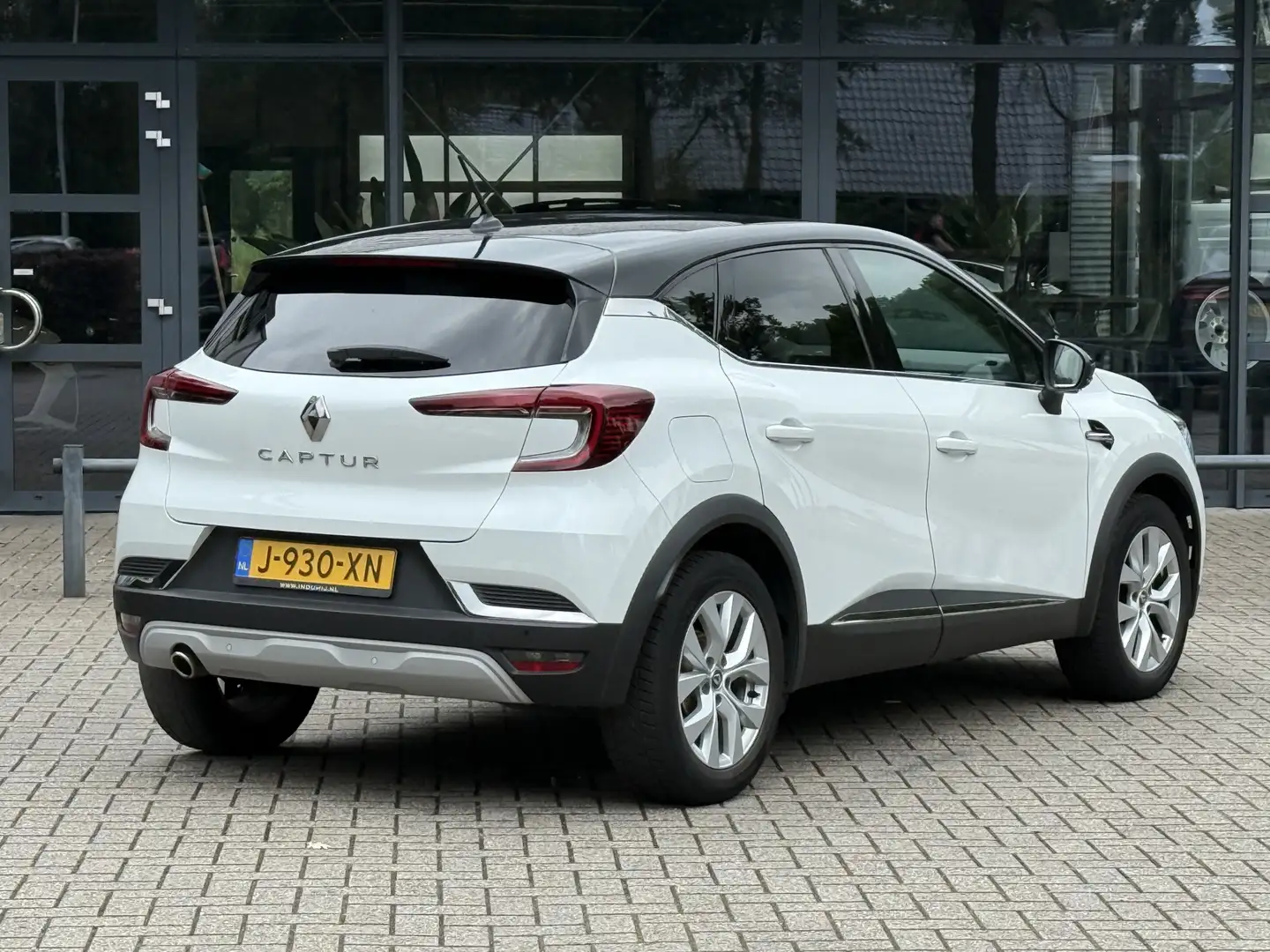 Renault Captur 1.0 TCe 100 Intens/Cruise/Clima/Camera/Keyless/App Wit - 2