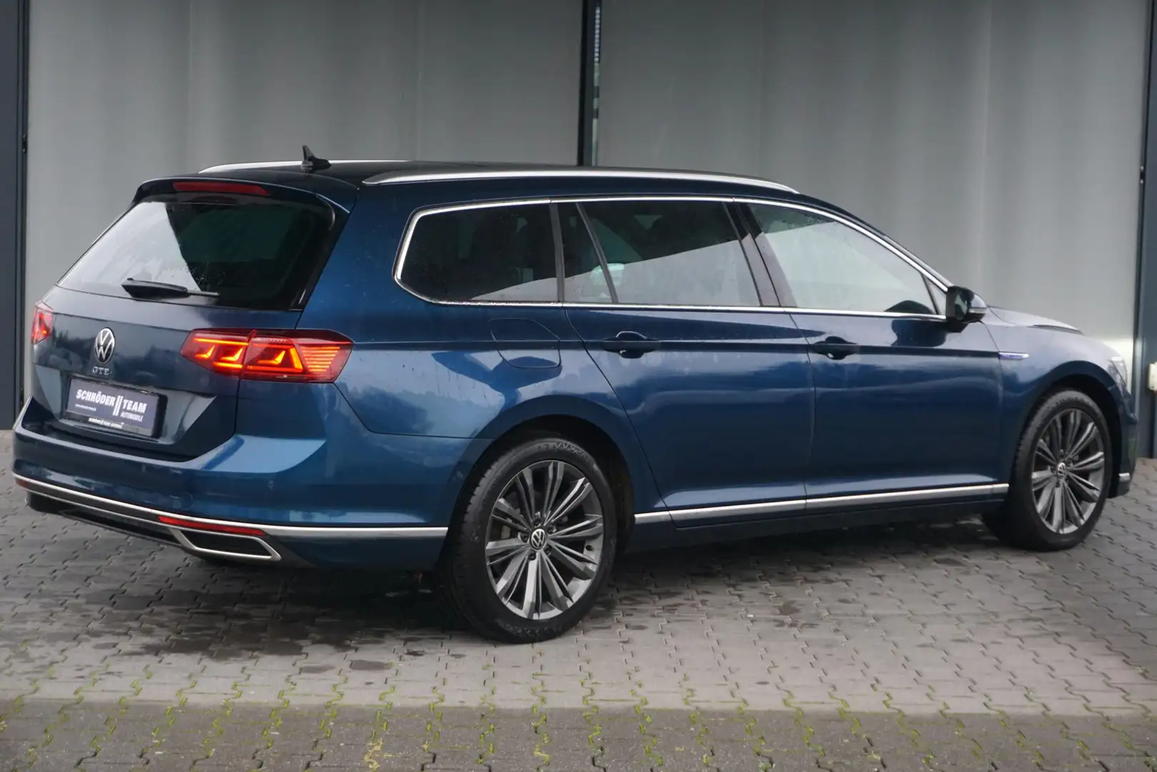 Volkswagen Passat Variant GTE Navi Matrix Leder Pano AHK Bleu - 2