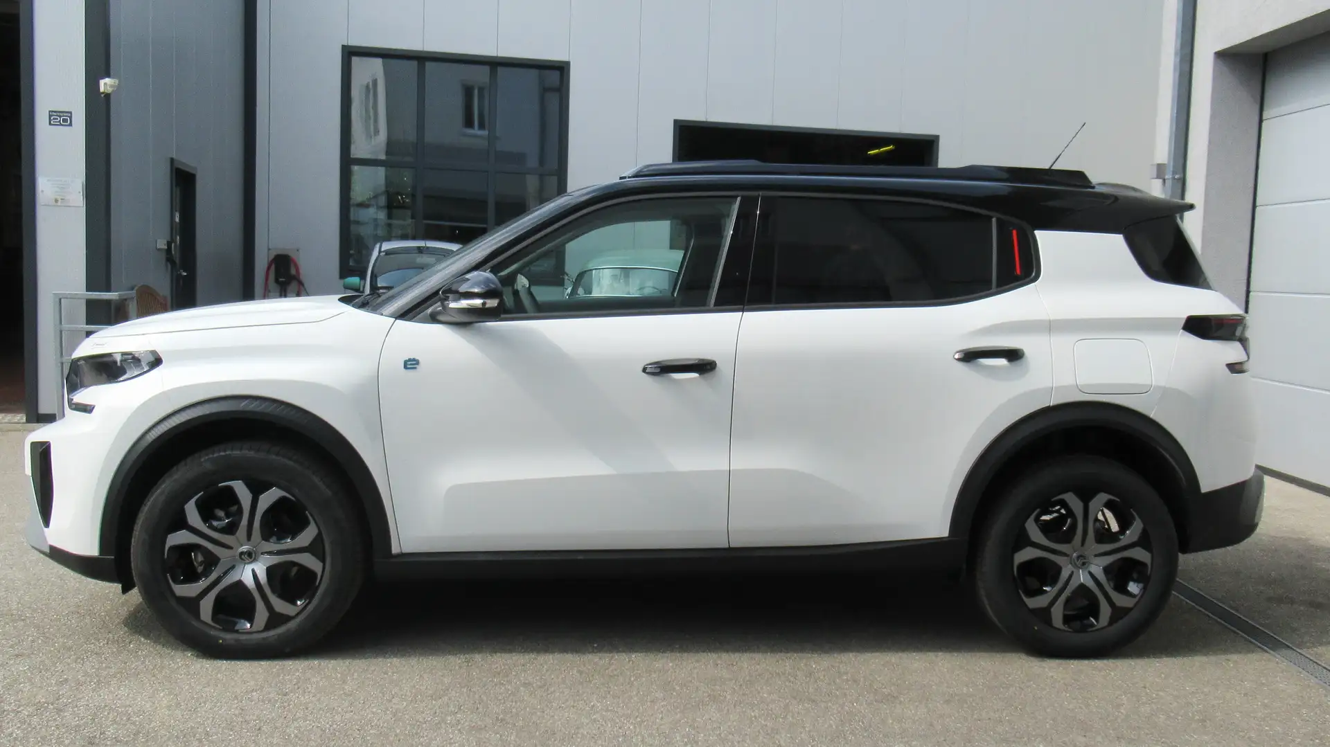 Citroen C3 Aircross elektro Pack PLUS mit Winterpaket NP € 31.690,- Weiß - 2