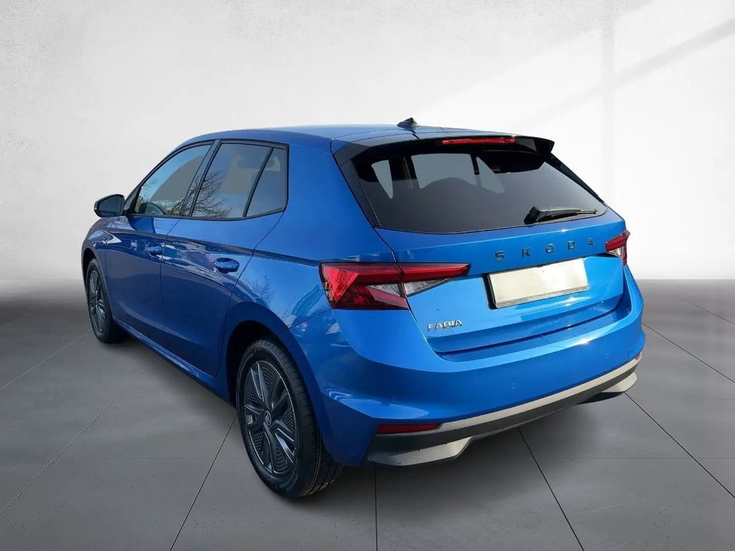 Skoda Fabia TOUR 1,0 TSI DSG LENKRADHEIZUNG Blauw - 2