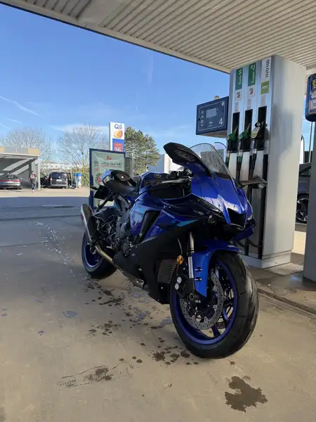 Yamaha YZF 1000 - foto 3