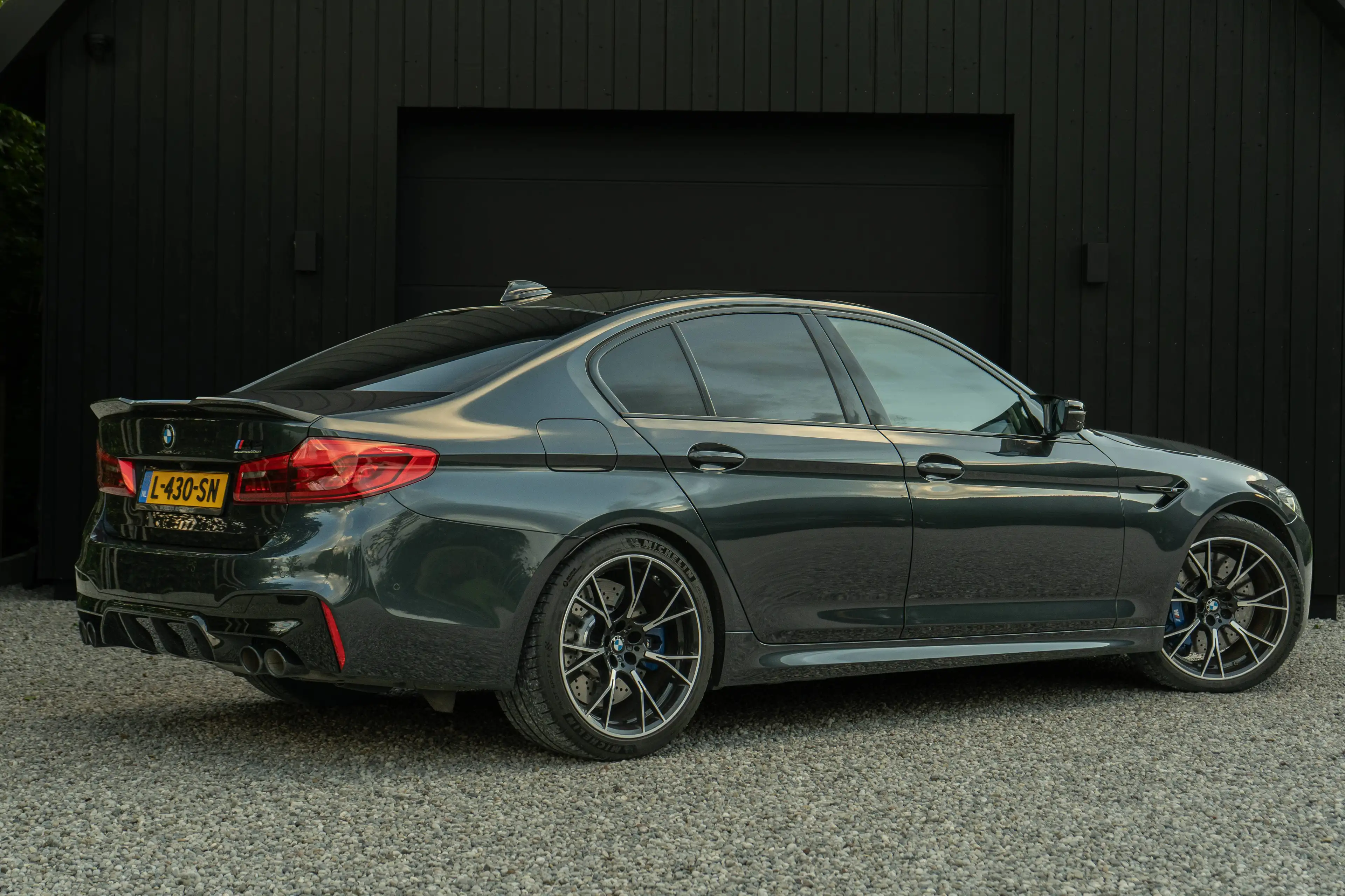 BMW M5 M5 Competition — photo 2
