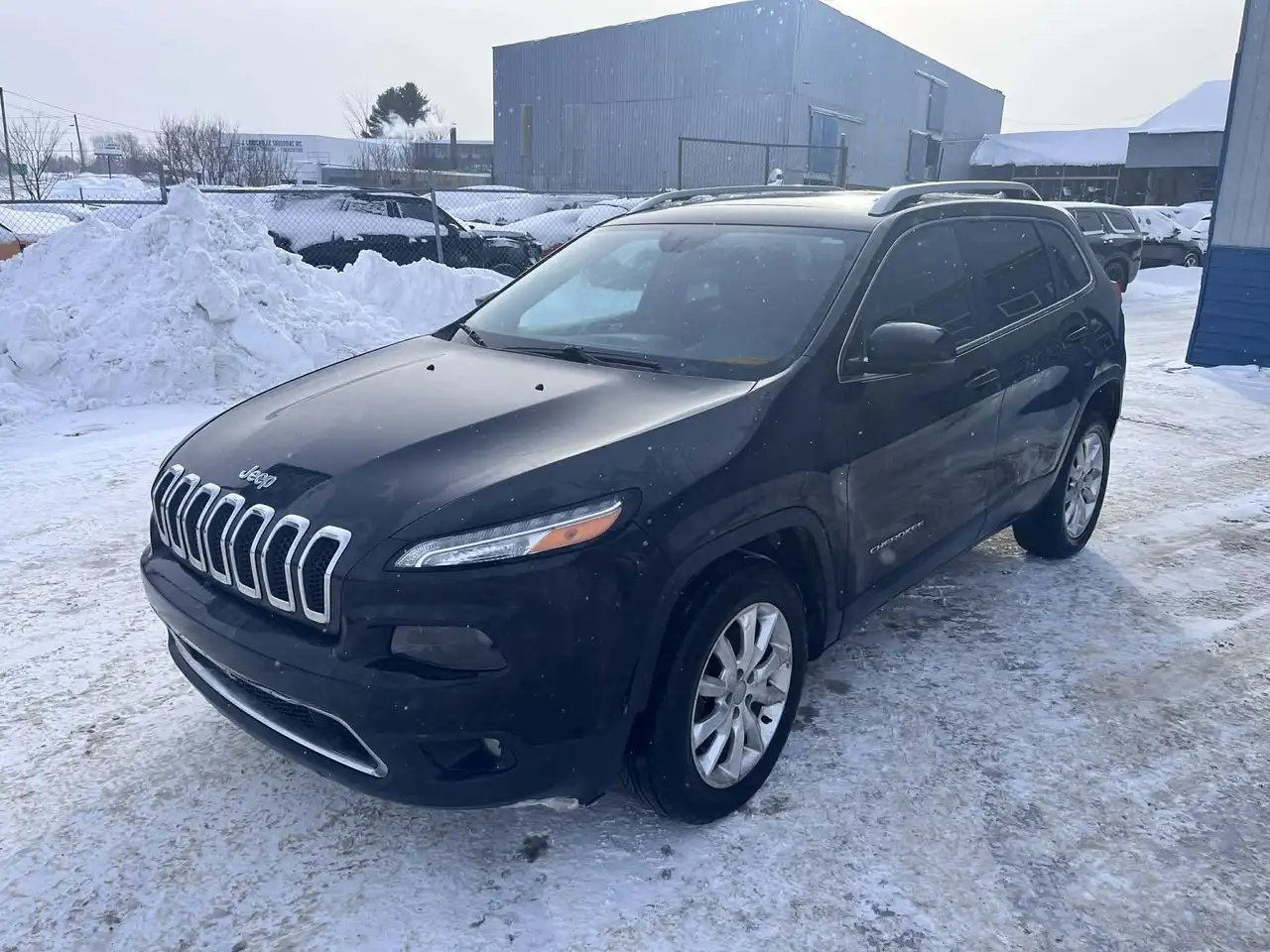 Jeep Cherokee снимка Jeep Cherokee