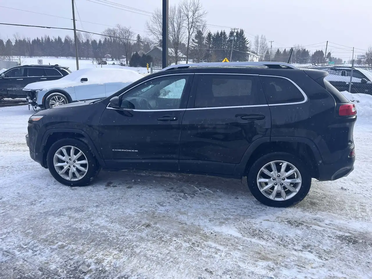 Jeep Cherokee снимка Jeep Cherokee
