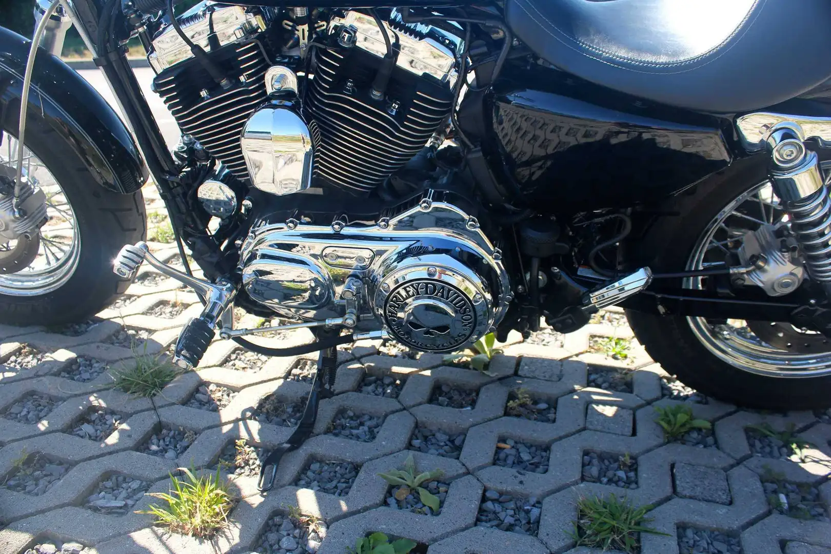 Harley-Davidson Sportster 1200 Noir - 1