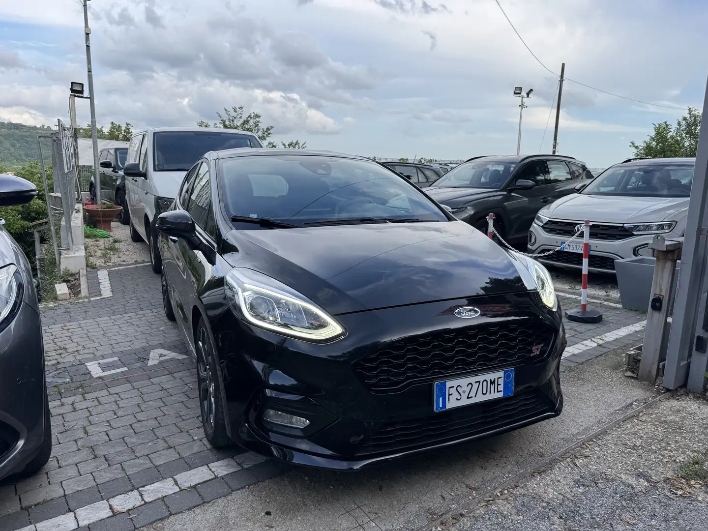 Ford Fiesta 5p 1.0 ecoboost ST-Line s&s 100cv my18 NEOPATENTAT Black - 1