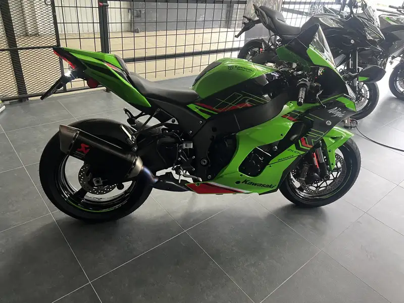 Kawasaki Ninja ZX-10R - foto 6