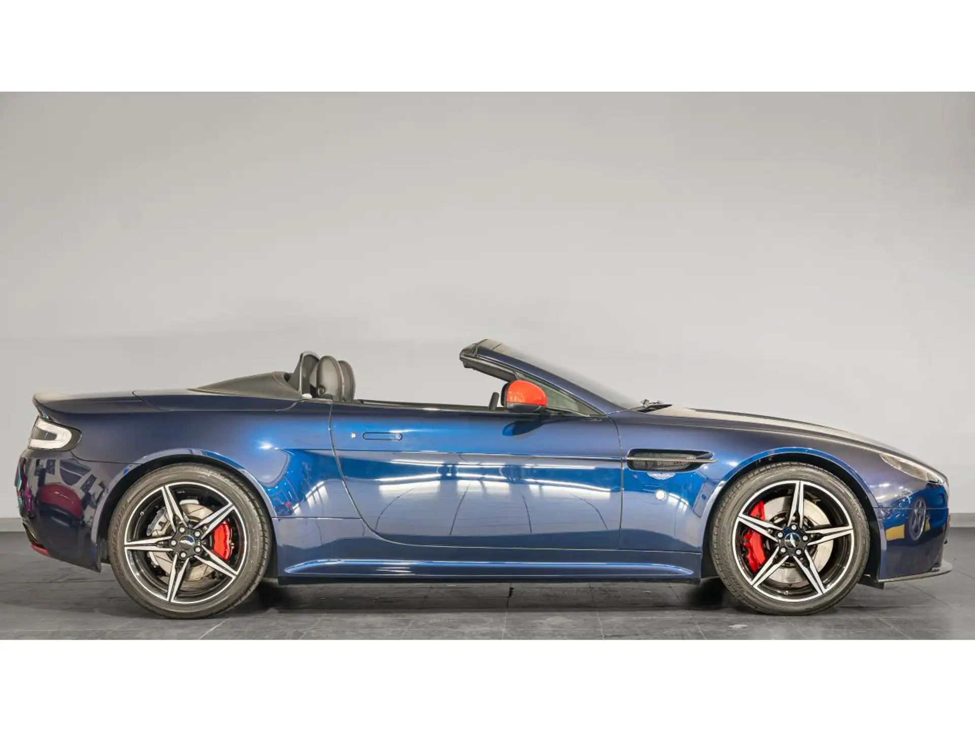 애스턴마틴 밴티지 Roadster 2015 네이비 사진 8