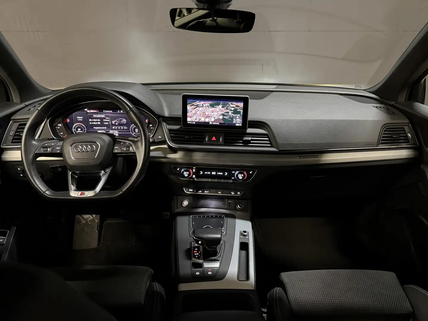 Audi Q5 50 TFSI e 300pk quattro 2x S-Line | Elektr. trekha Noir - 2