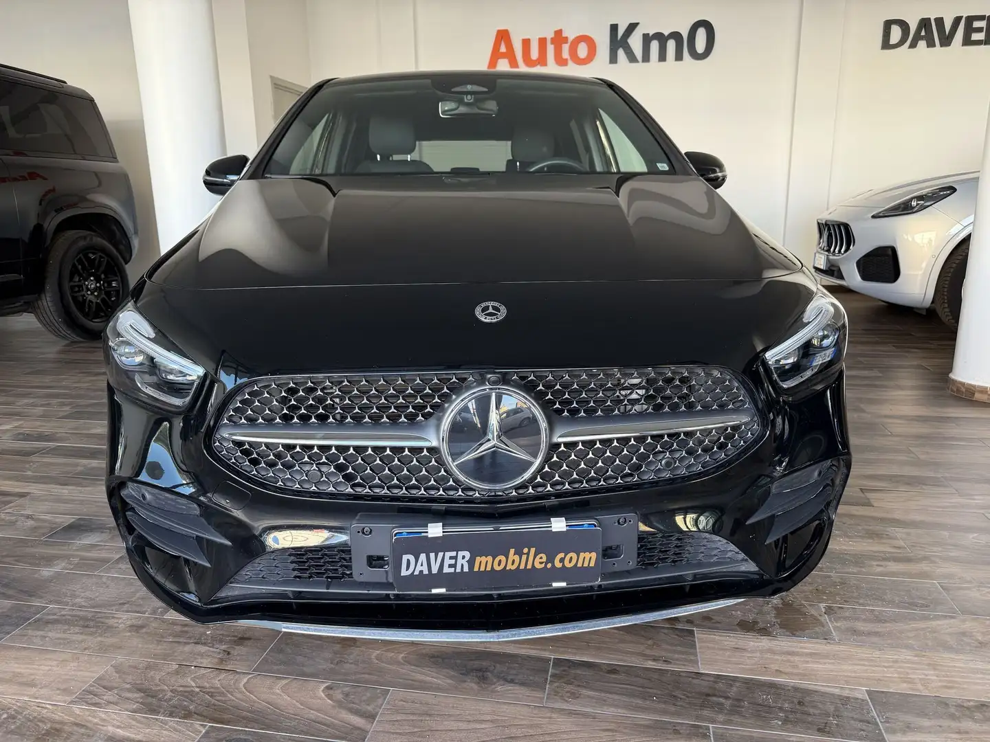 Mercedes-Benz B 180 B 180 d Automatic Premium Plus AMG Line Nero - 2