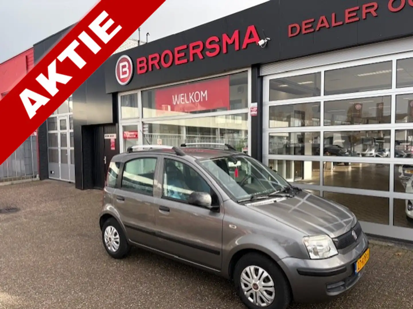 Fiat Panda 1.2 Active 3 EIGENAAR * NIEUWE APK * AIRCO * Grijs - 1