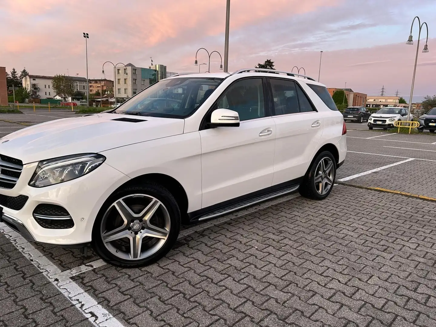 Mercedes-Benz GLE 250 d Exclusive Plus 4matic auto - 1