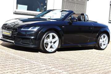 TT 2.0 TFSI quattro S-LINE SPORT PAKET *1-HAND
