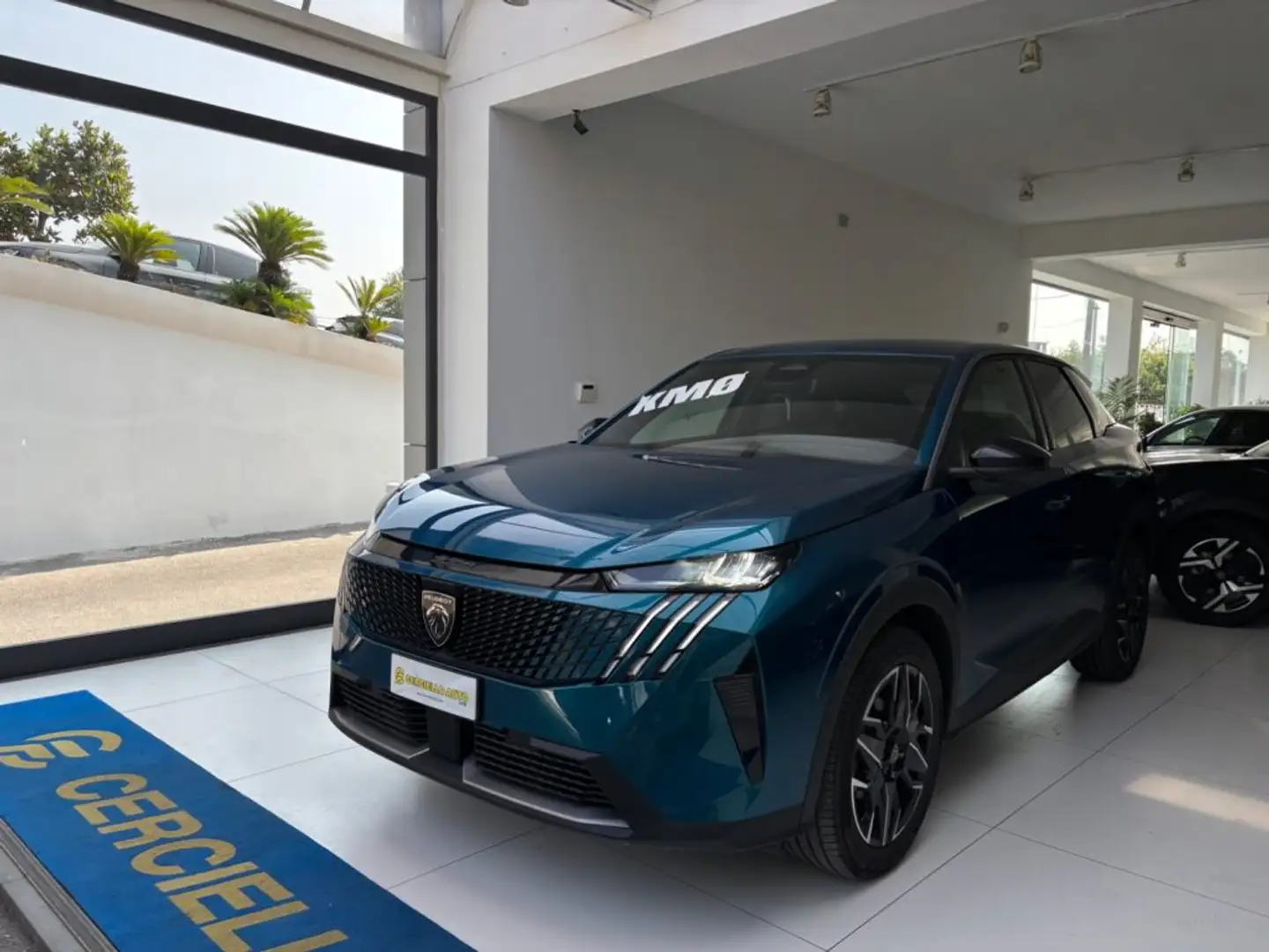 Peugeot 3008 Hybrid 136 e-DCS6 Allure tua da €379,00 mensili Verde - 1