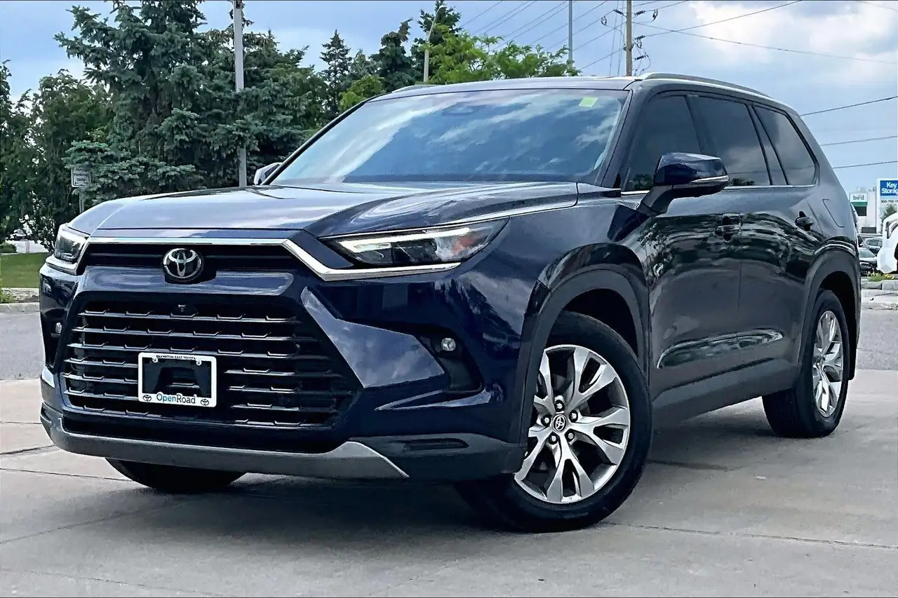 Toyota Grand Highlander снимка Toyota Grand Highlander
