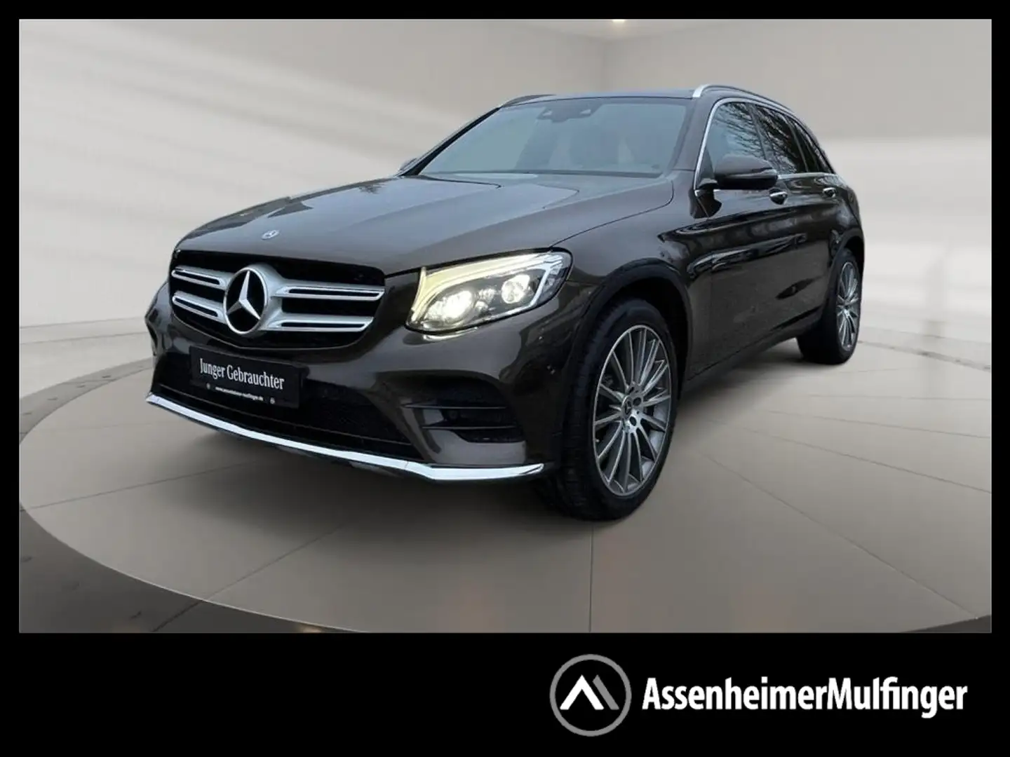 Mercedes-Benz GLC 300 4matic AMG AMG+Comand+Exclusive+Burm+AHK Braun - 1