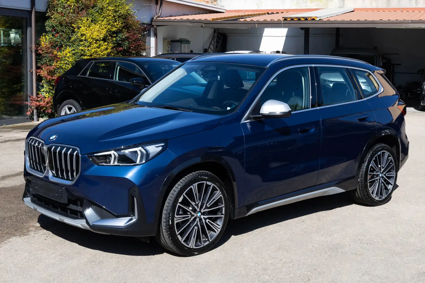 BMW X1 xdrive23d mhev 48V X-Line auto Bleu - 1