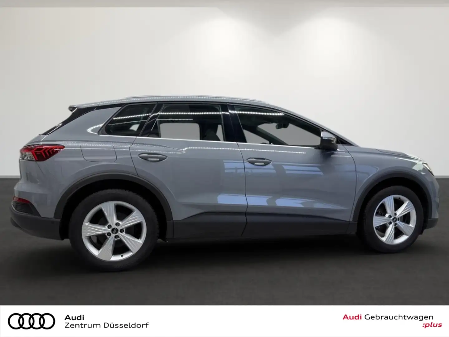 Audi Q4 e-tron 35 PANO KAMERA MMI 19 ZOLL SOUND Grau - 2