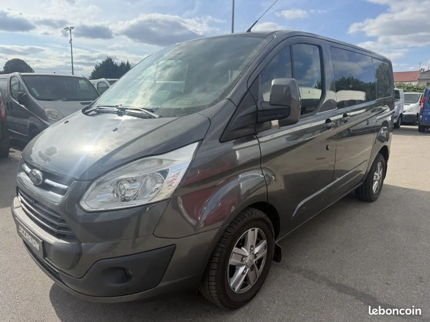 Ford Transit Custom TRANSIT FG 290 L1H1 2.0 TDCI 130 CABINE APPROFONDIE TREND BUSINESS Gris - 1