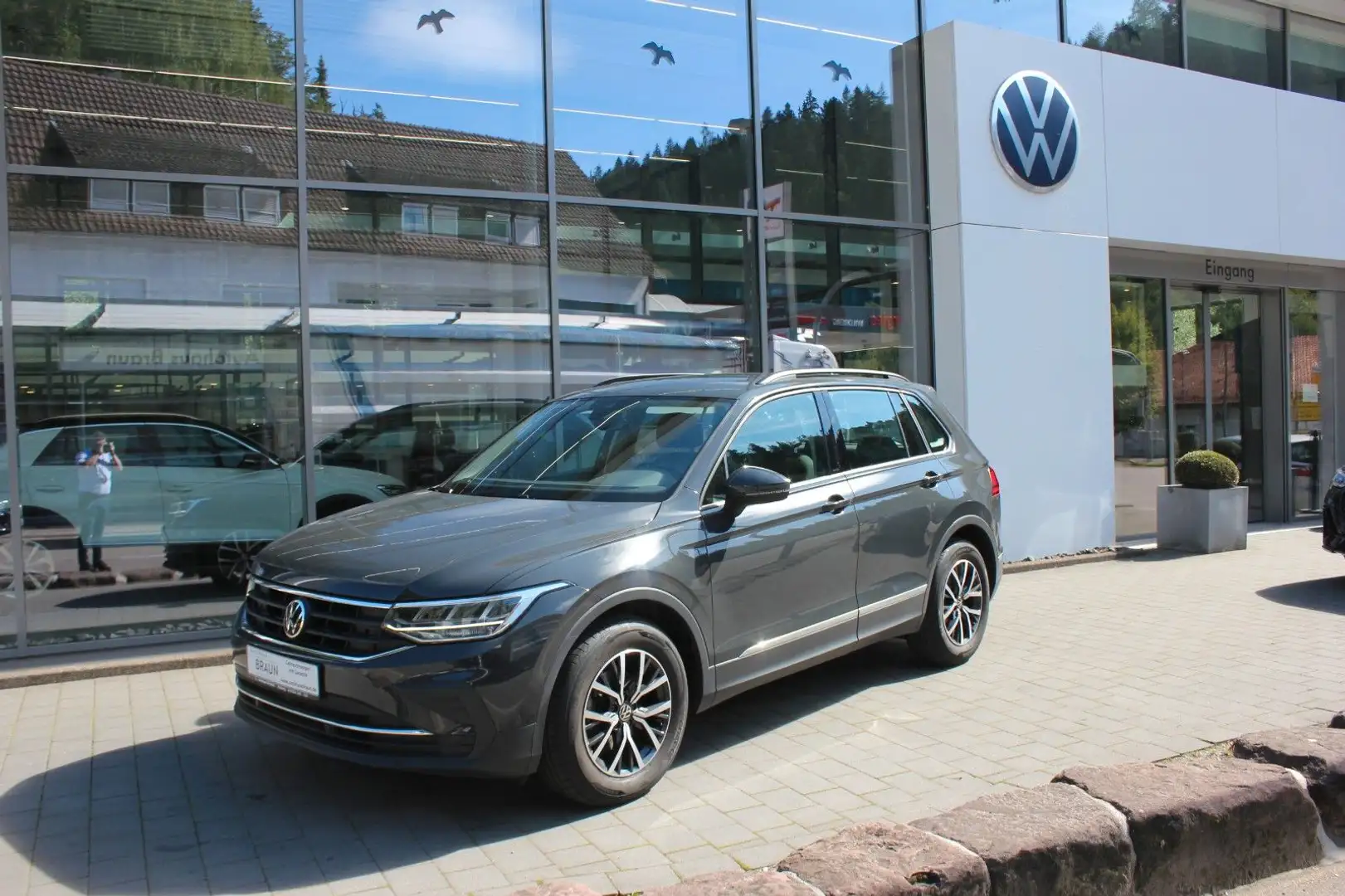 Volkswagen Tiguan Life 2.0 TDI Navi,AHK,PDC,LED,Standheiz. Gris - 1