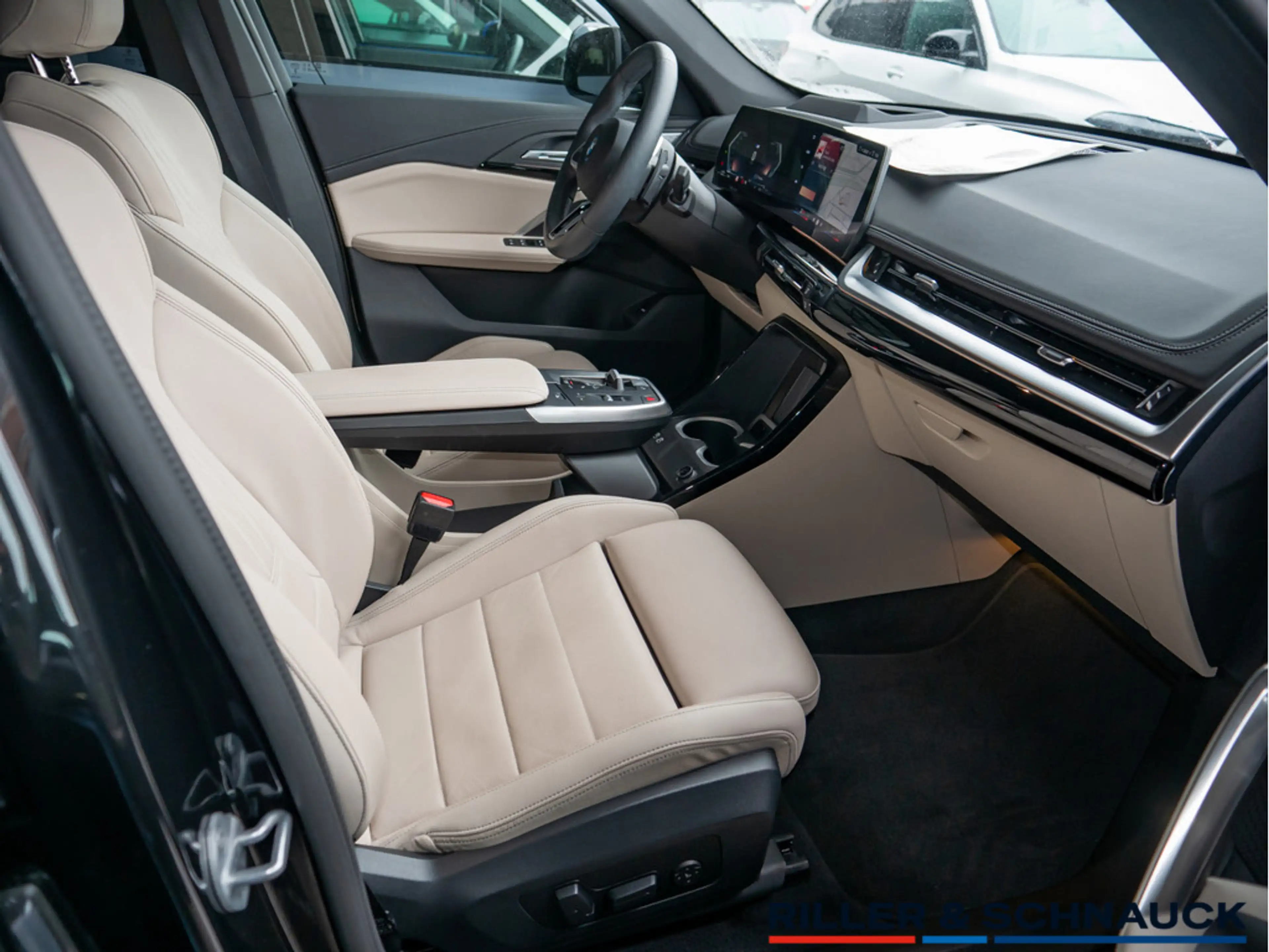 BMW X1 xDrive 25e M-Sport LEDER+PANO+HUD+NAVI+ACC — photo 8