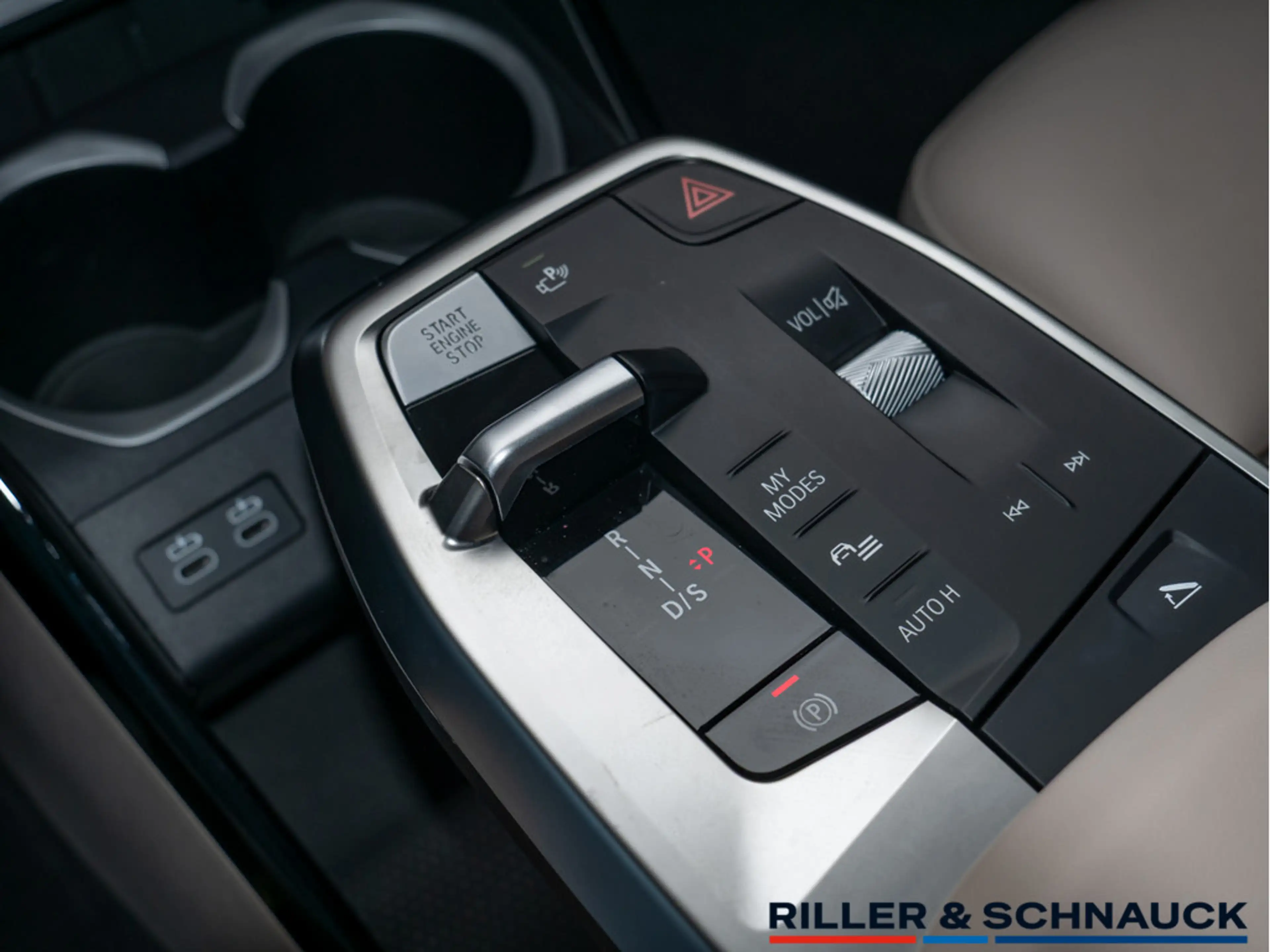 BMW X1 xDrive 25e M-Sport LEDER+PANO+HUD+NAVI+ACC — photo 15