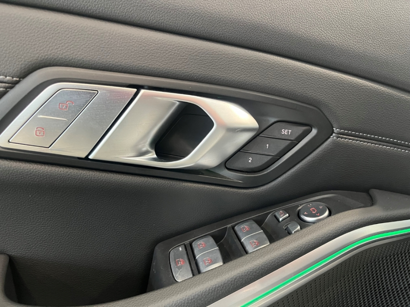 BMW 340 xDrive Touring Sportpaket AD El. Panodach Panorama — photo 9