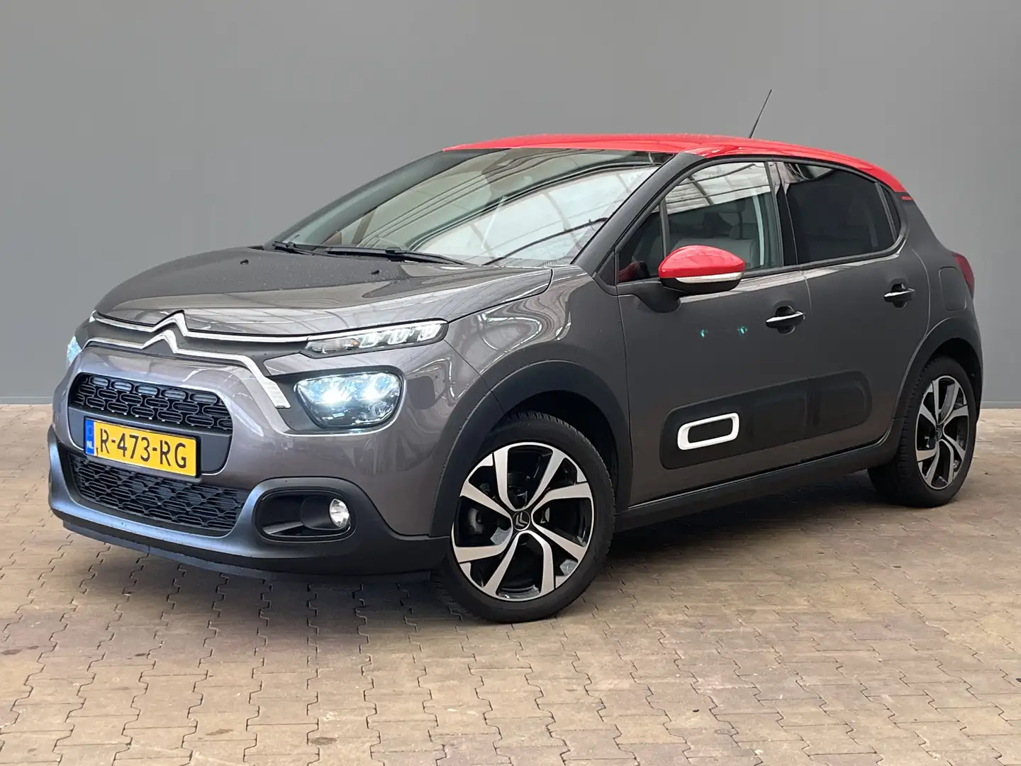 Citroen C3 1.2 PureTech Shine Climate Conrole | Cruise Contro Grijs - 2