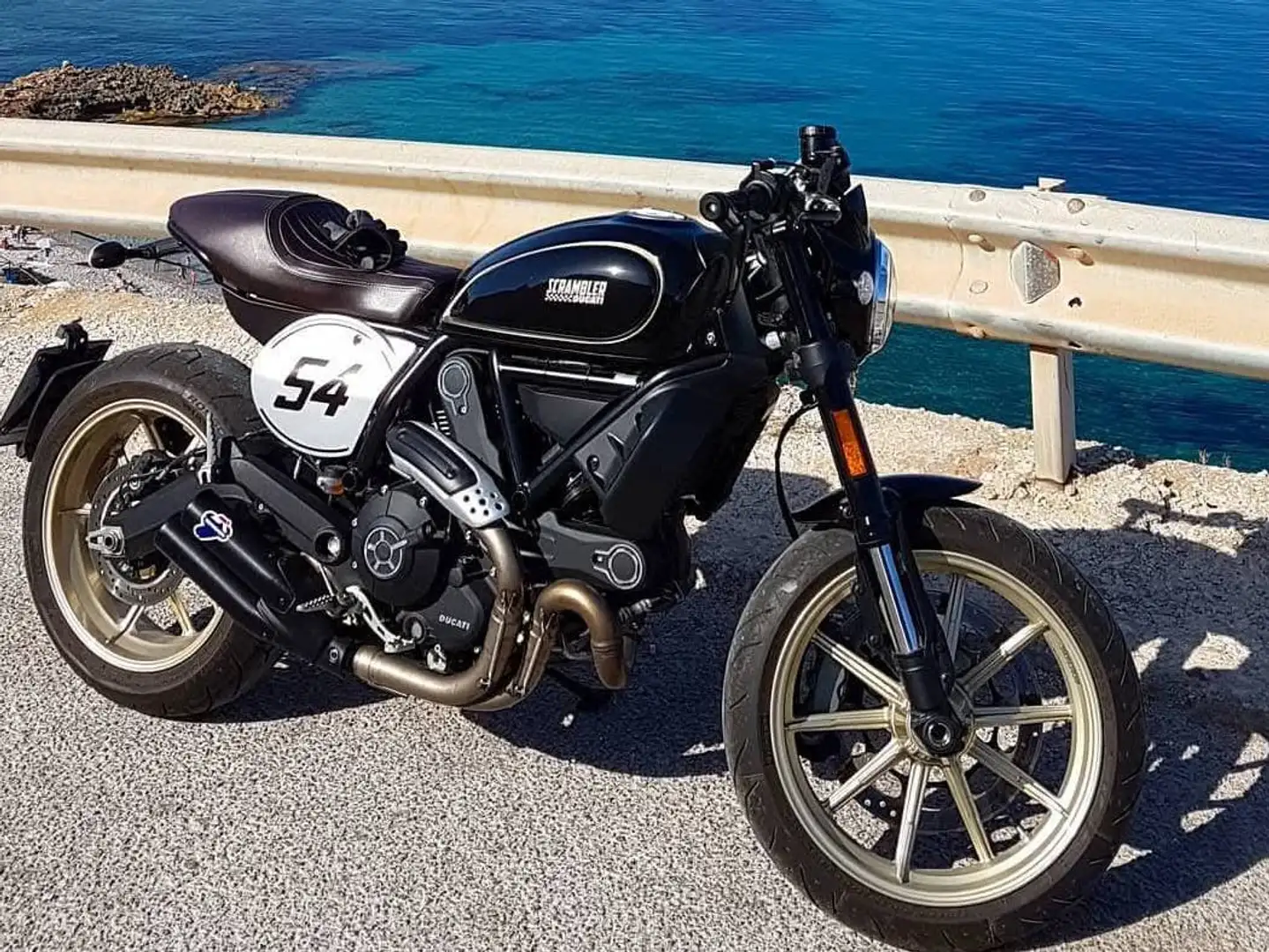 Ducati Scrambler Cafè Racer - 1