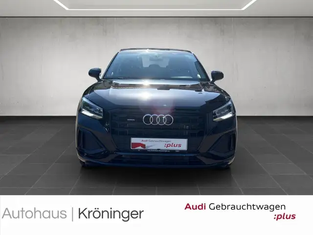 Audi Q2 view 5