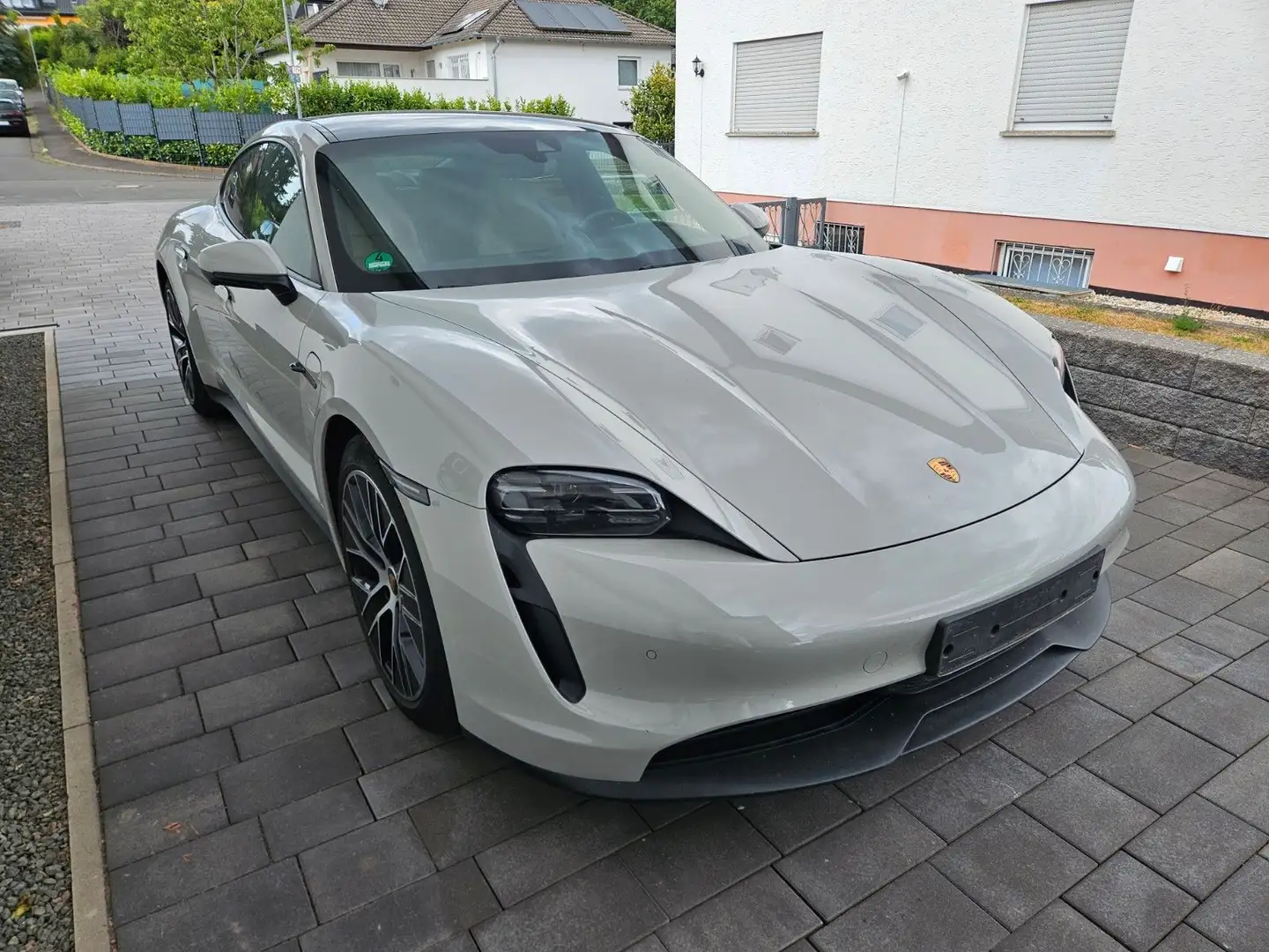 Porsche Taycan *PB+/HeadUp/BeifDisp/InnoDr/Pano/Voll* Gris - 2
