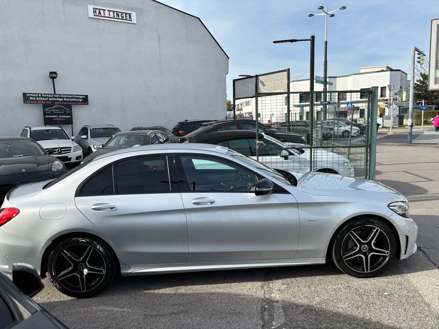 Mercedes-Benz C 220 d Autom. 194PS **AMG Line** Servicegepflegt 1A top Grau - 2