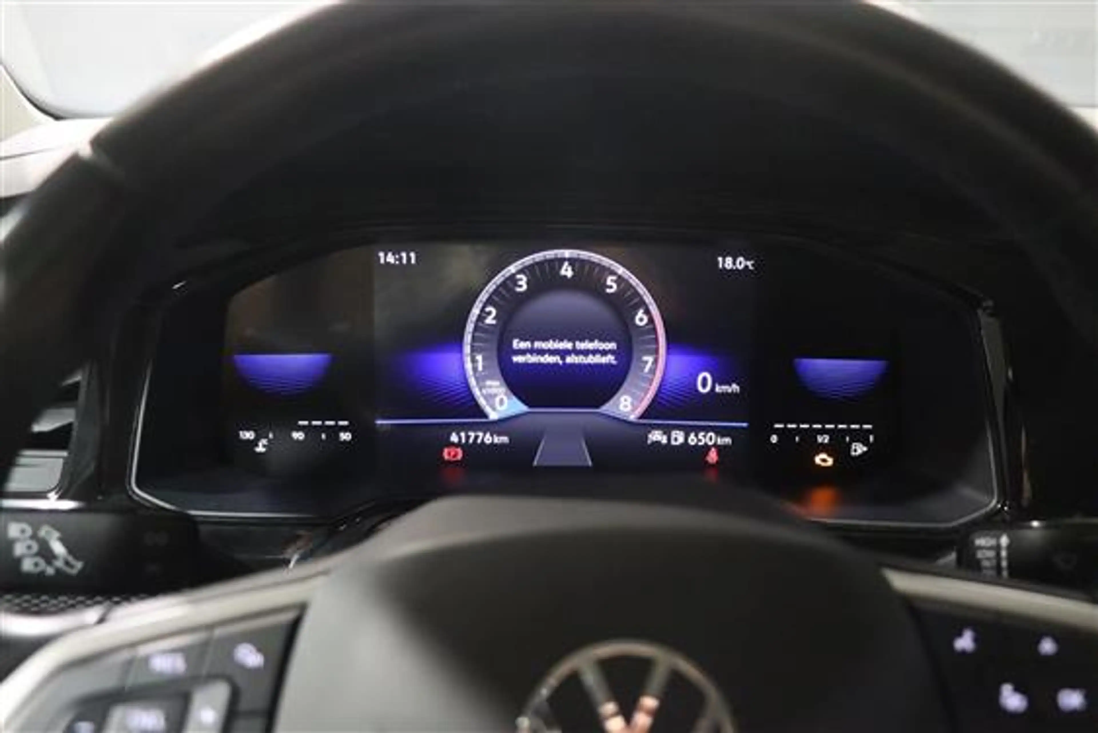 Volkswagen Polo 1.0L TSI LIFE — photo 8