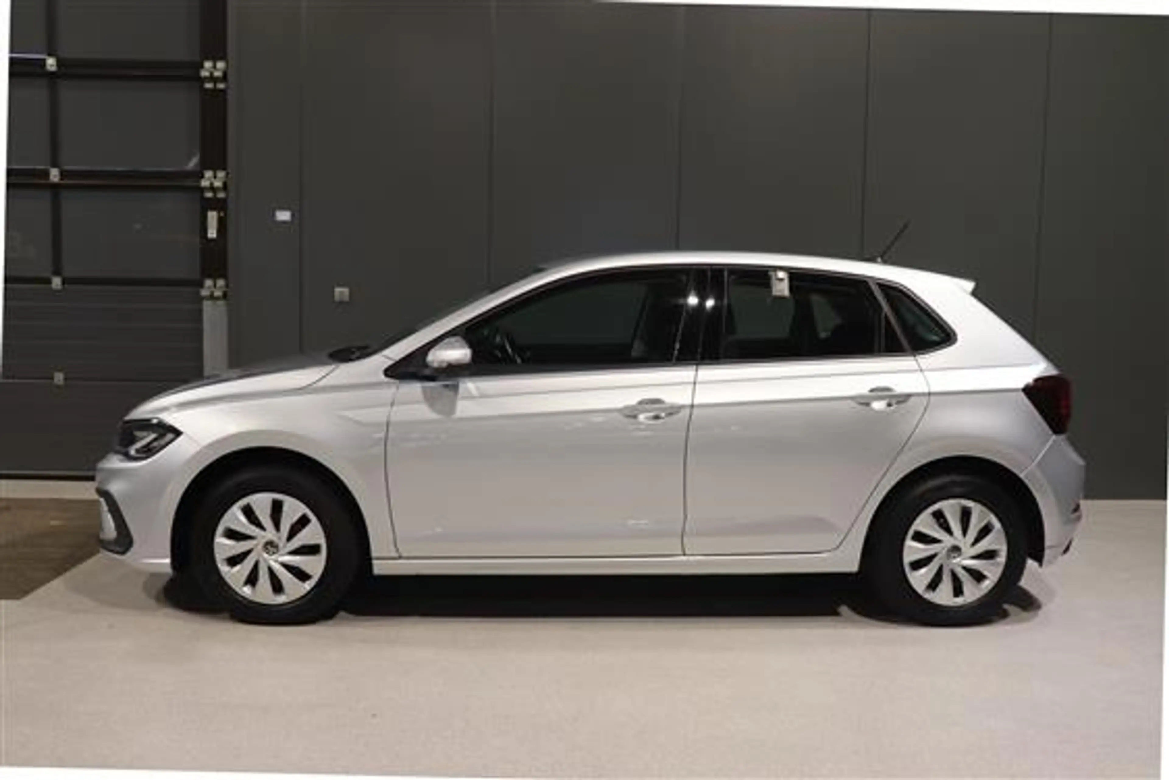 Volkswagen Polo 1.0L TSI LIFE — photo 3