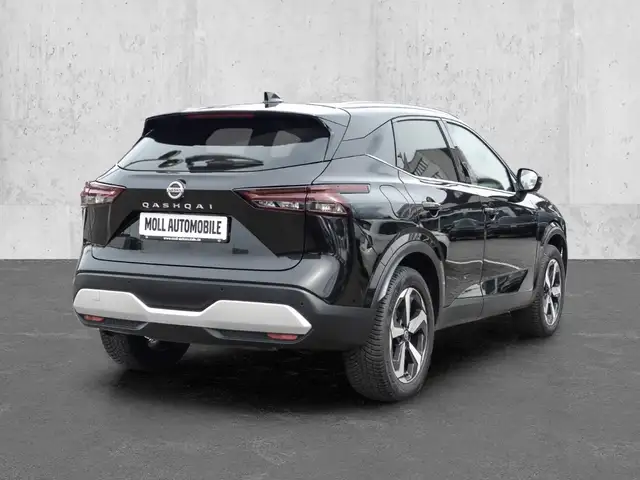 Nissan Qashqai view 2