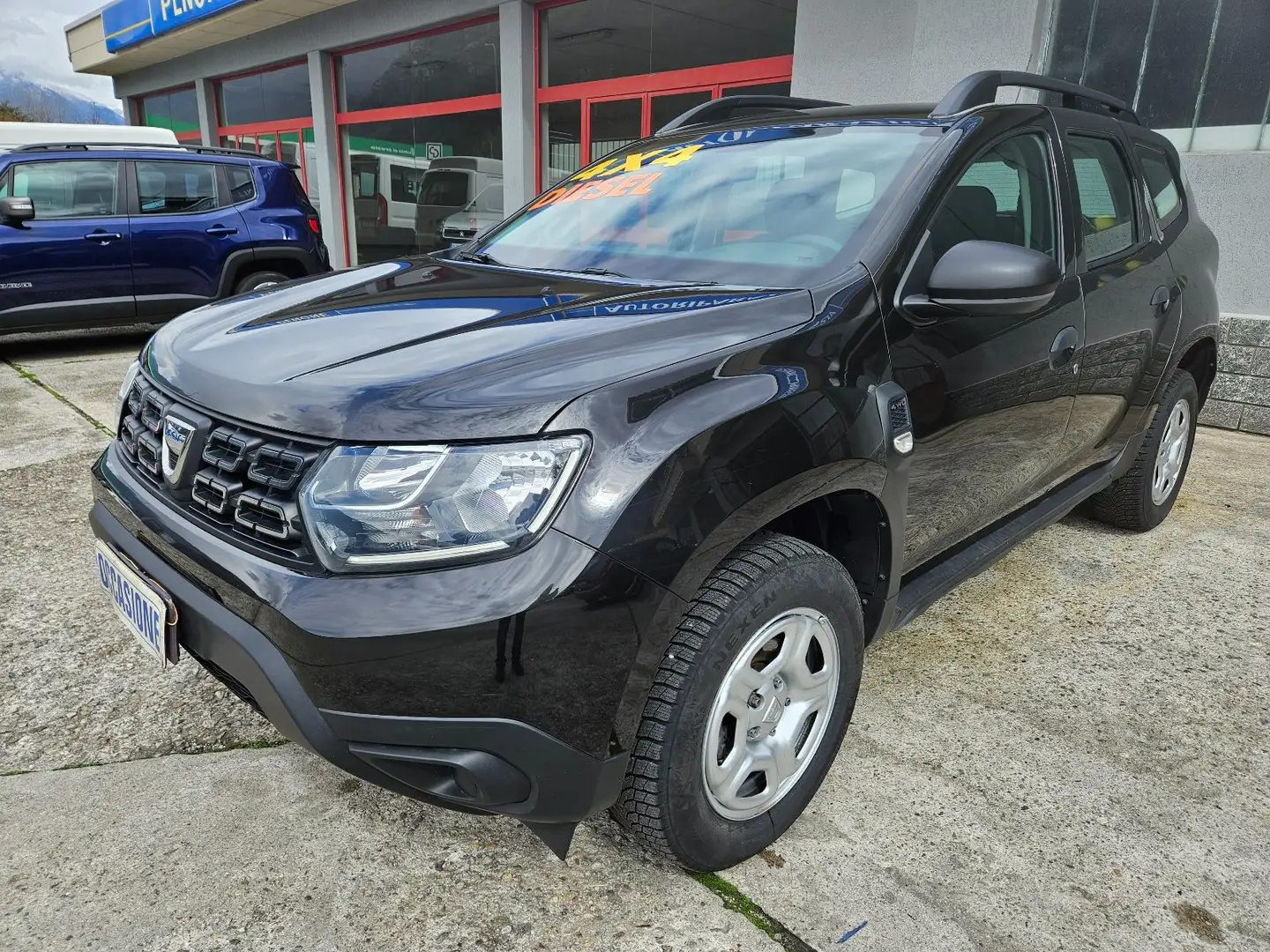 Dacia Duster DUSTER 1.5 BLUE DCI ESSENTIAL 4x4 Nero - 2