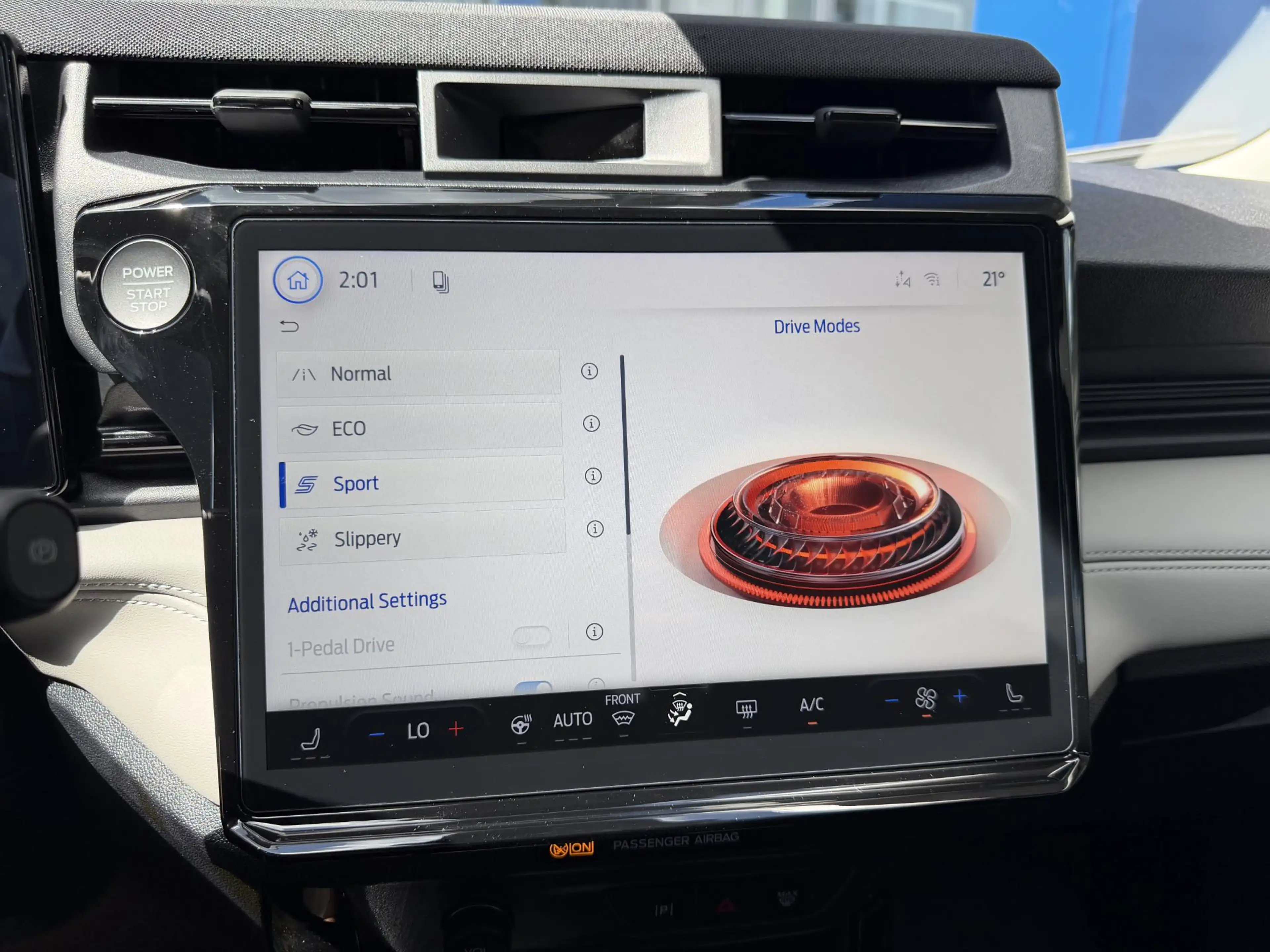 Ford Puma Gen-E Select 47 kWh — photo 26