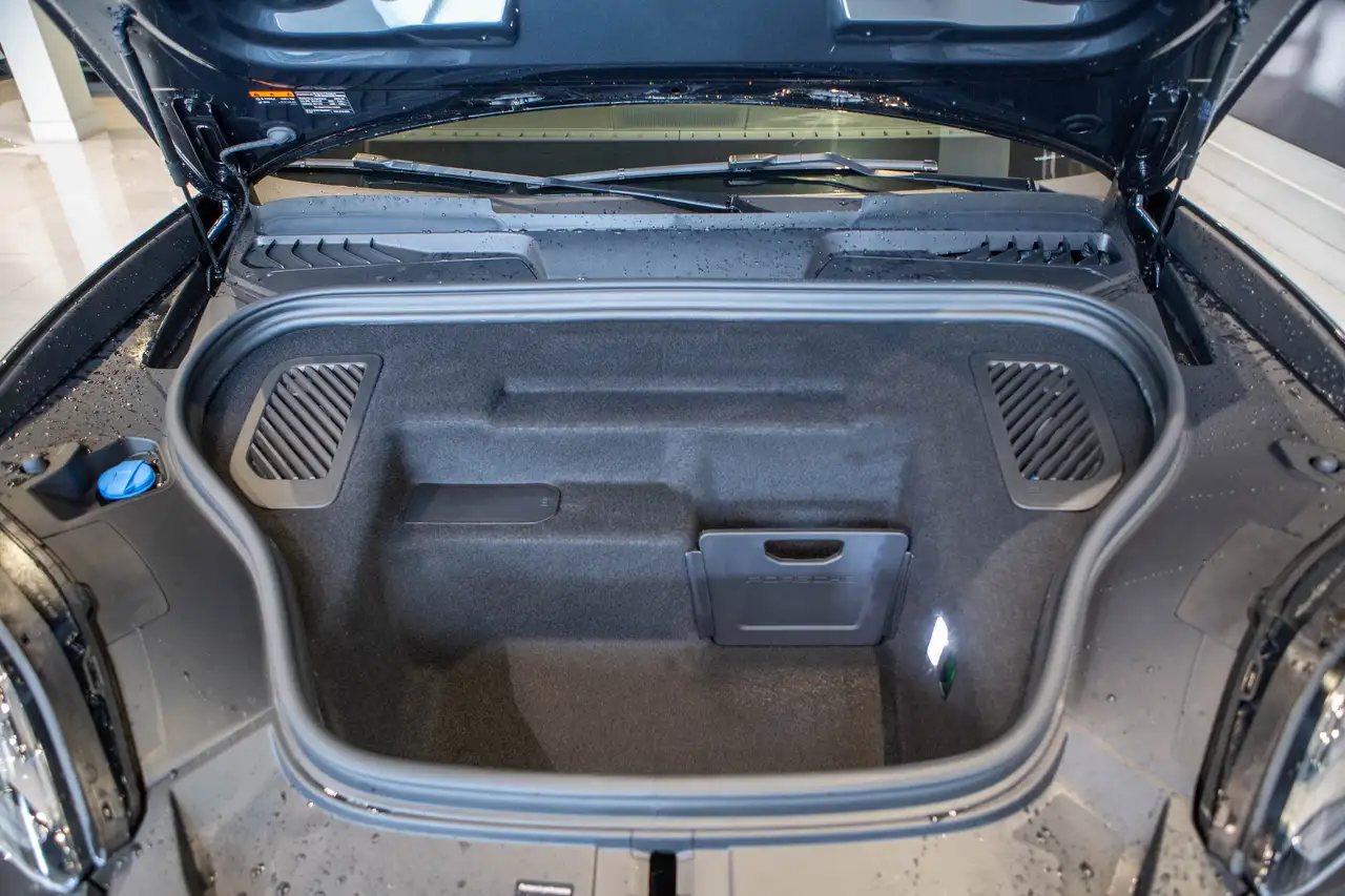Porsche Macan снимка Porsche Macan