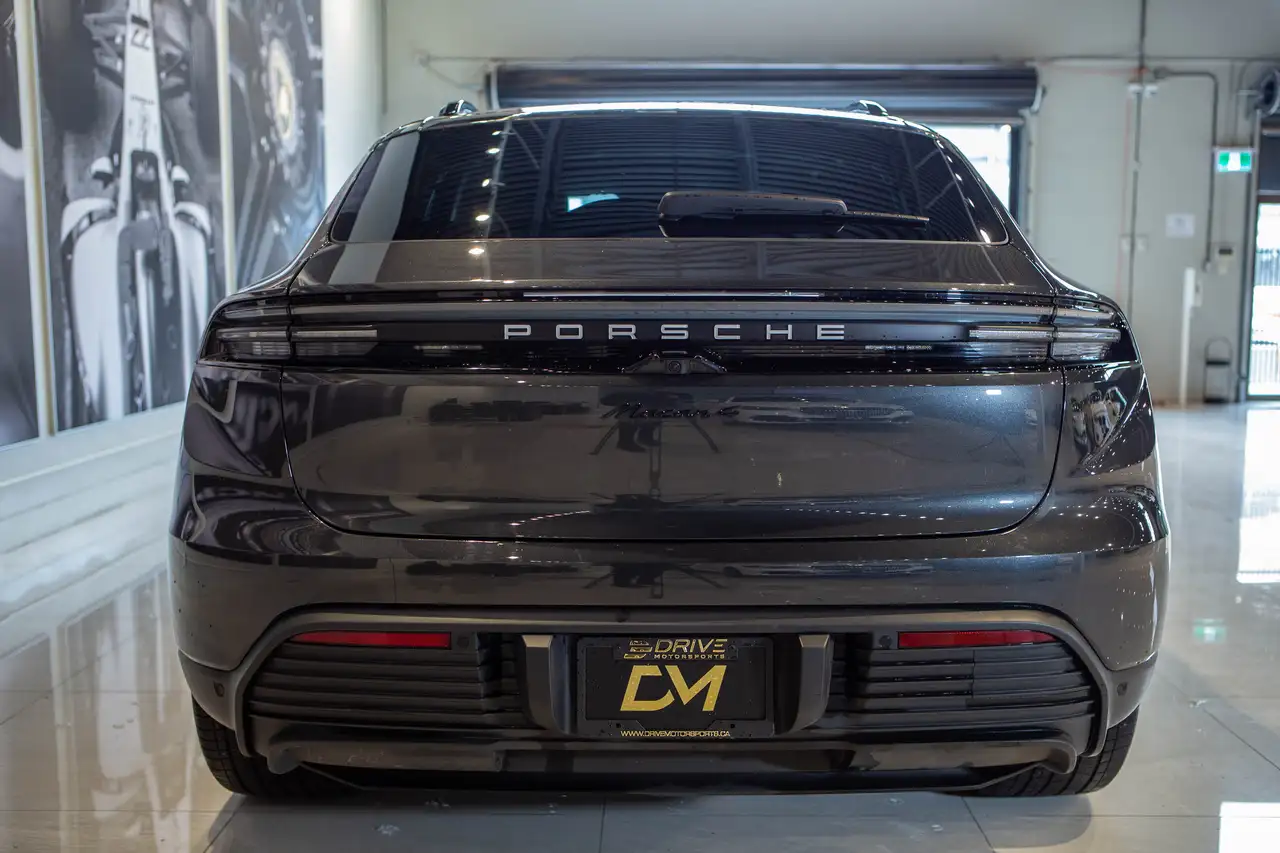 Porsche Macan снимка Porsche Macan