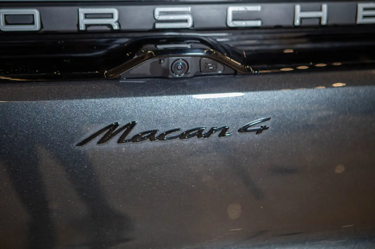 Porsche Macan снимка Porsche Macan